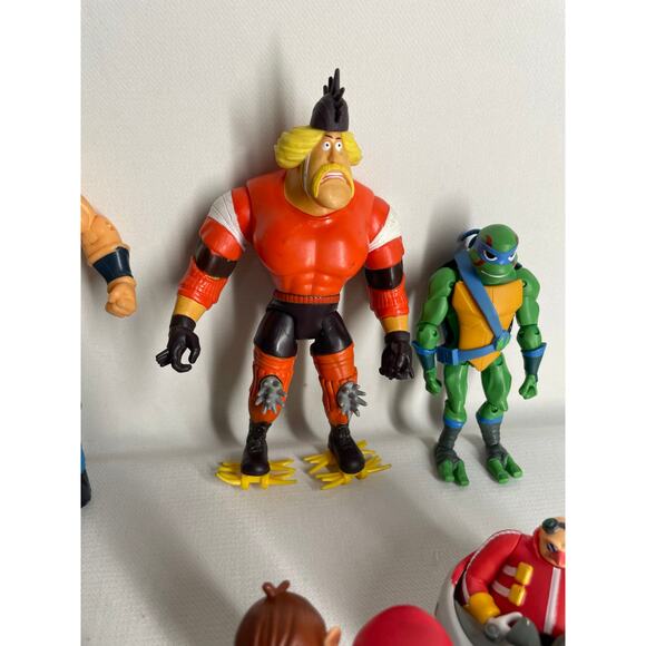 Action Figure Lot- Mixed 15 Pieces, Dragon Ball Z, Sonic, Mario Kart, Scooby + - Picture 7 of 11
